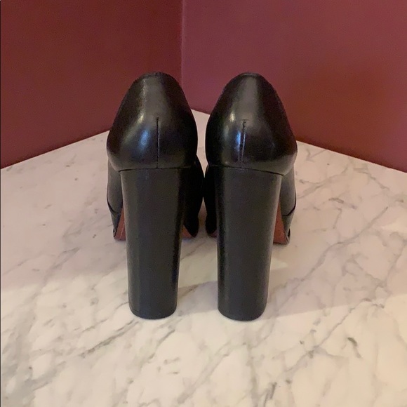🎉HP🎉 Elizabeth and James Mae Platform Pumps - Picture 3 of 4